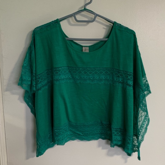 Free People Tops - Free People Poncho Style Lace Crop Top